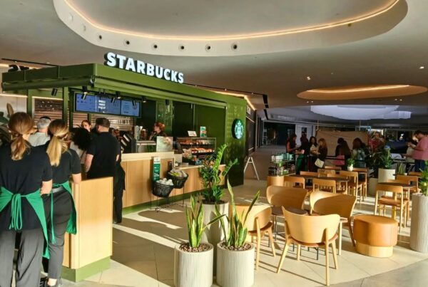 Apertura Starbucks en Jaén Plaza